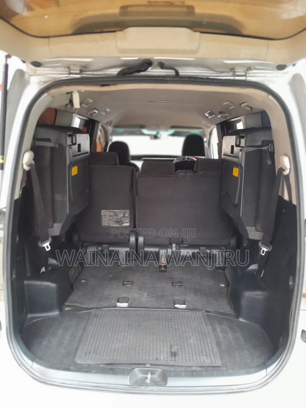 Toyota Noah 2012 Silver