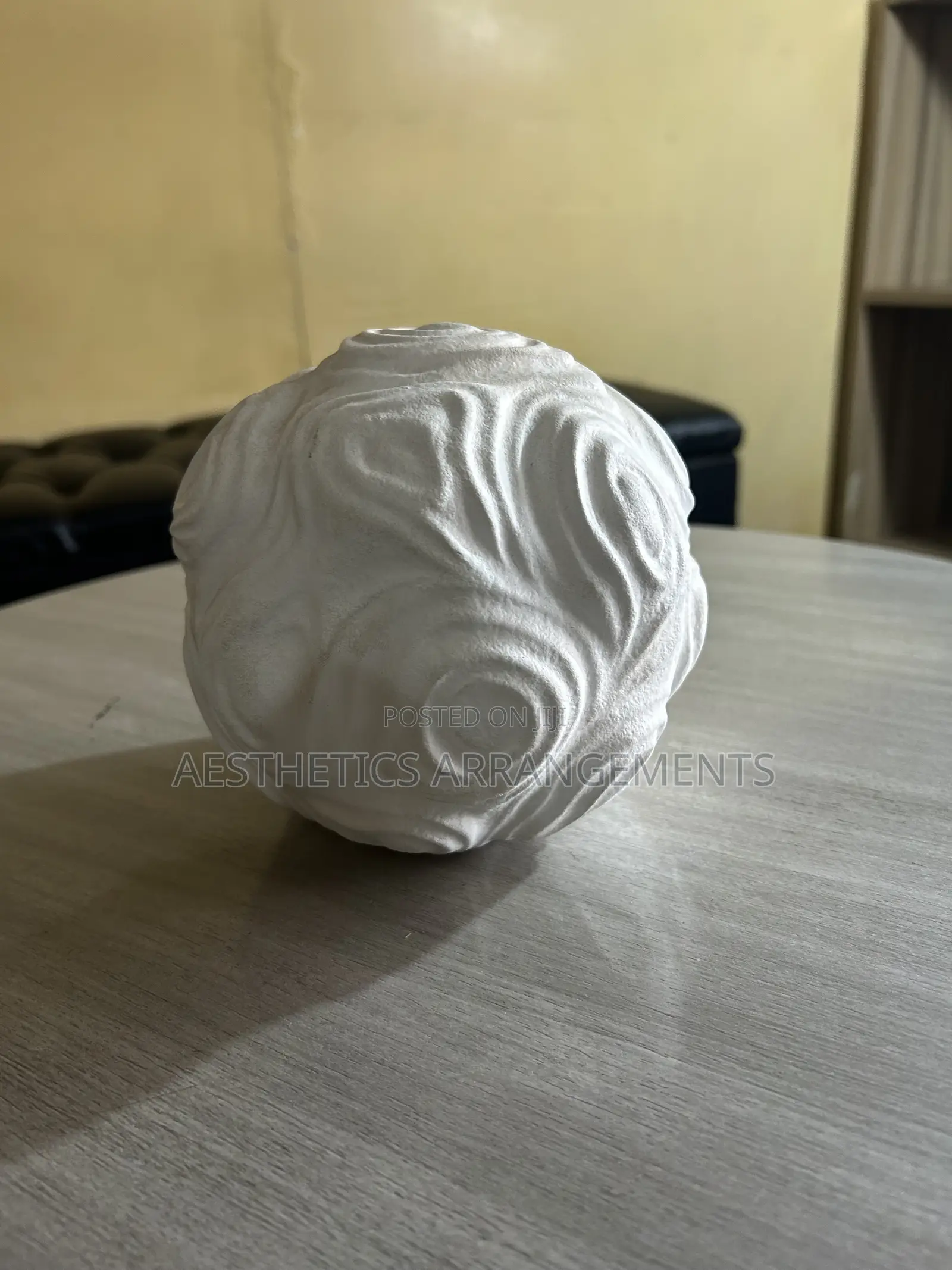 White Round Rugged Vase