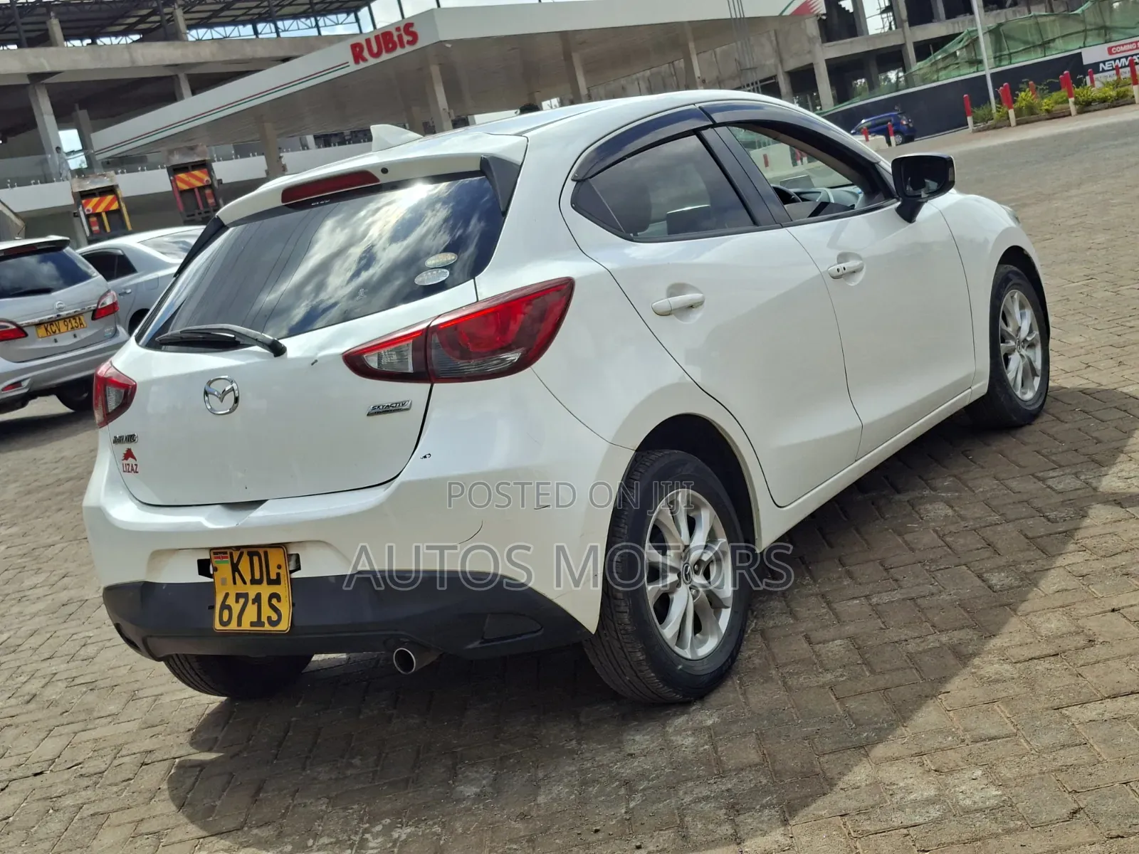 Mazda Demio 2016 Pearl