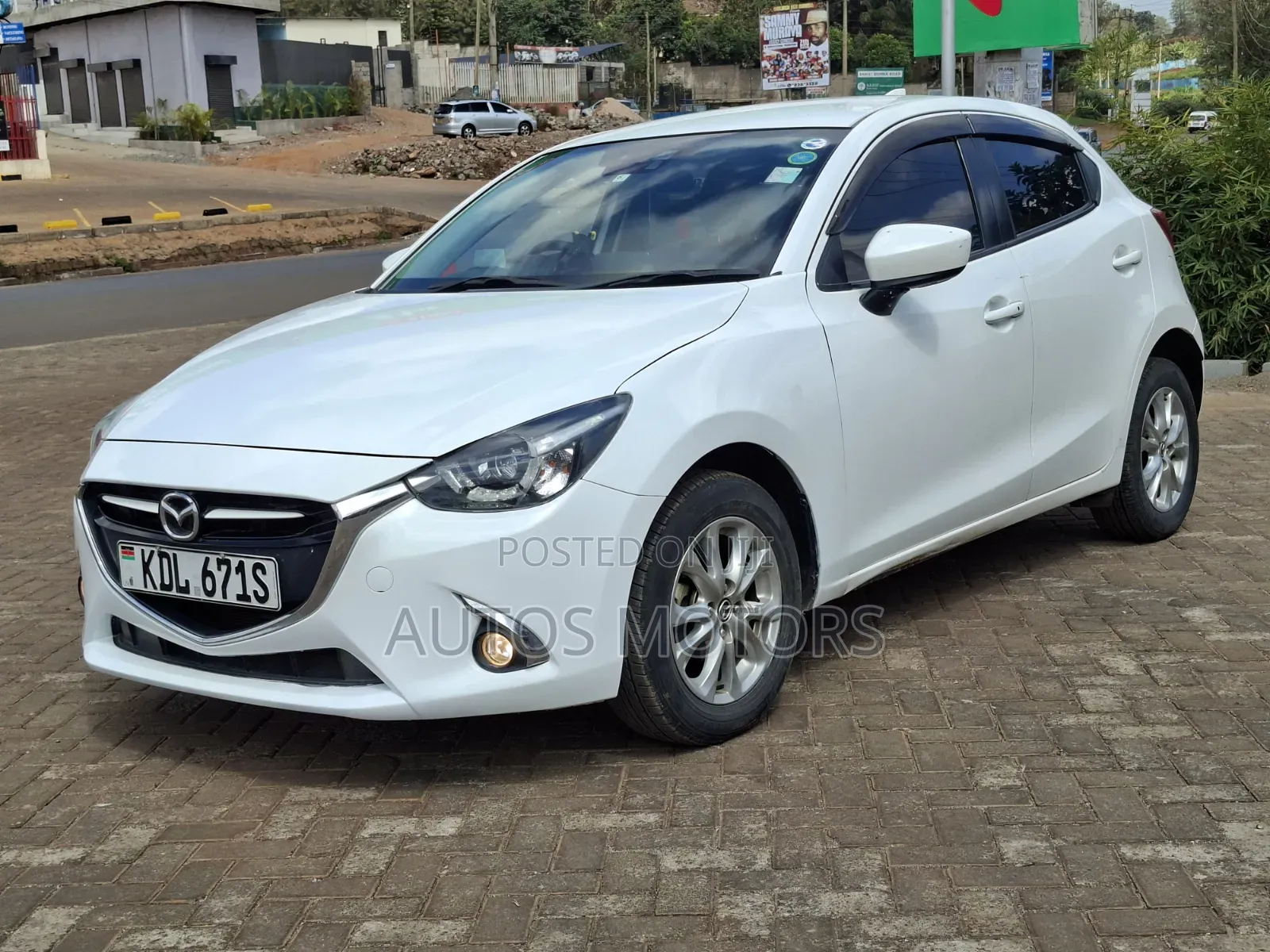 Mazda Demio 2016 Pearl