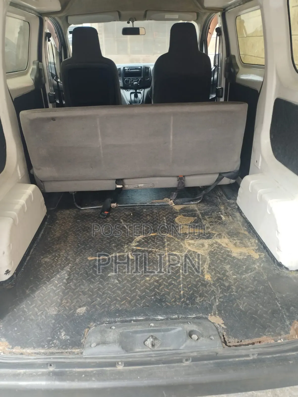 Nissan NV200 2012 White
