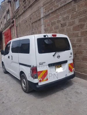 Nissan NV200 2012 White