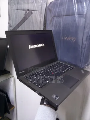 Laptop Lenovo ThinkPad X240 4GB Intel Core i5 HDD 500GB