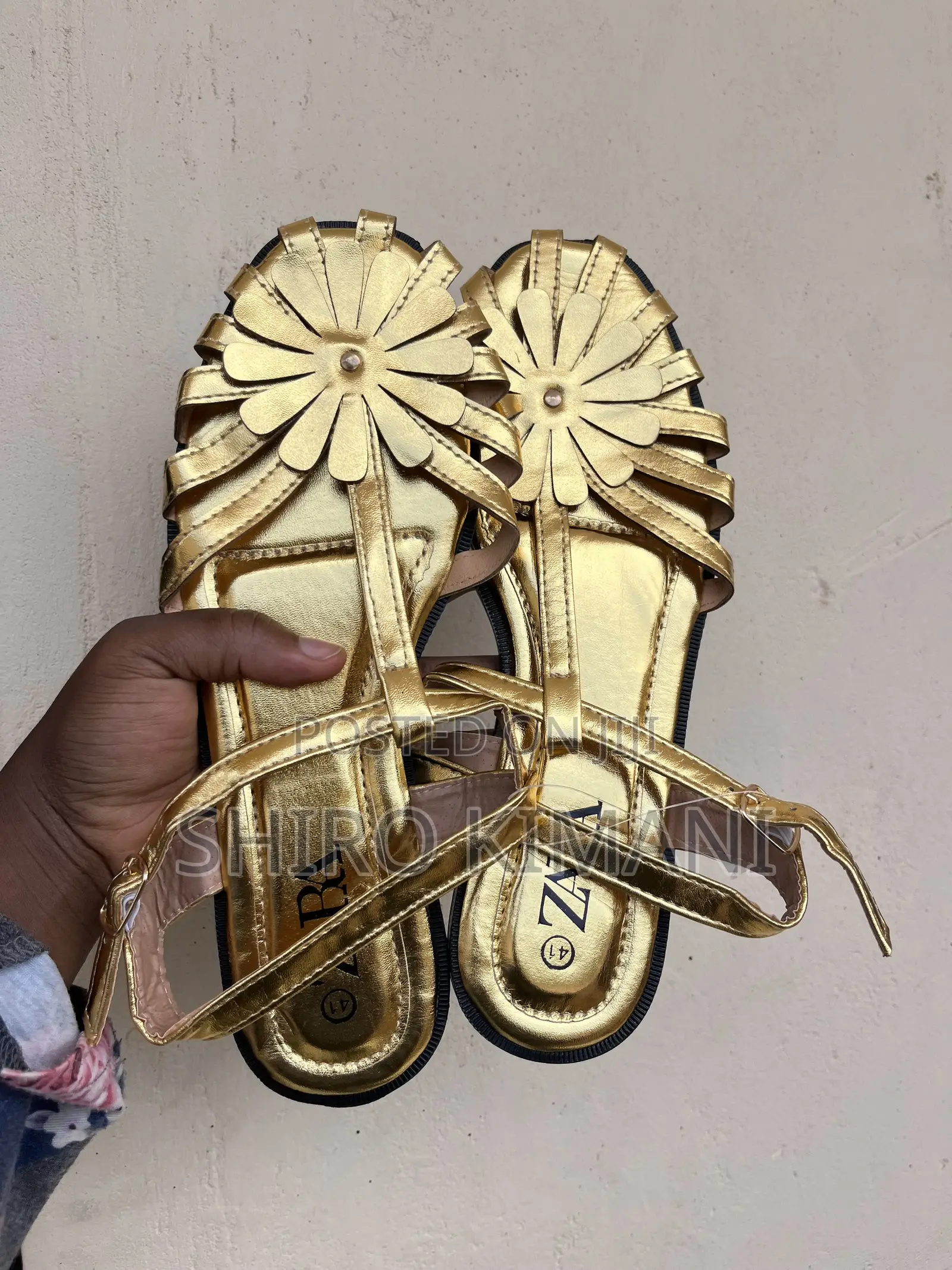High Quality Sandals