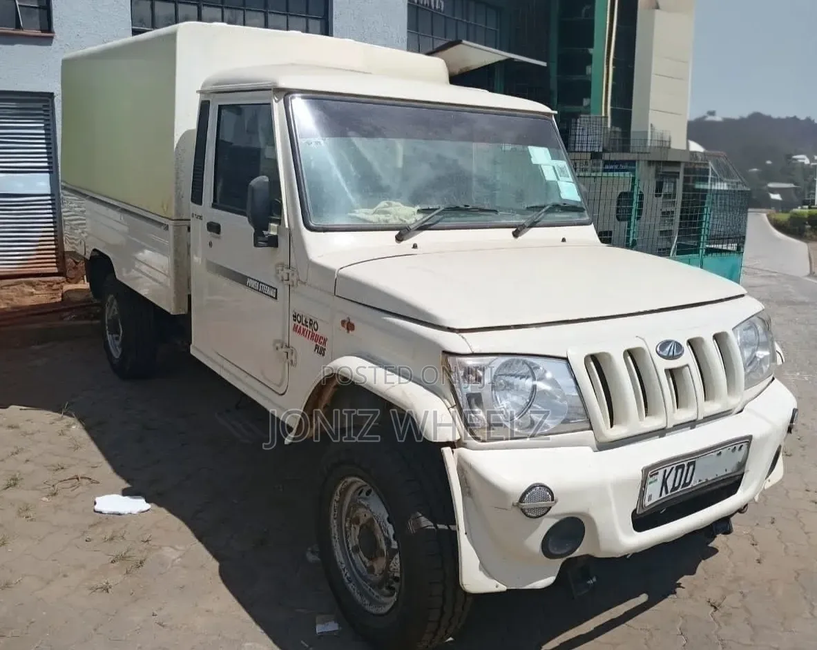 Mahindra Scorpio 2021 White