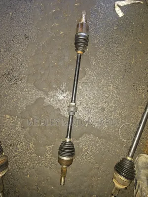 Nissan Note E12 Driveshafts