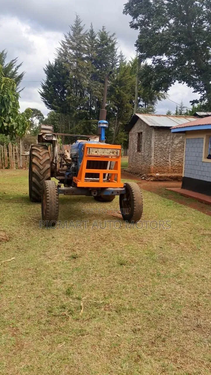 Tractor Ford 4600 KSB Blue