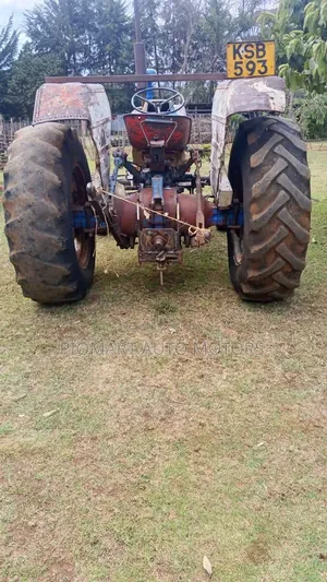 Tractor Ford 4600 KSB Blue