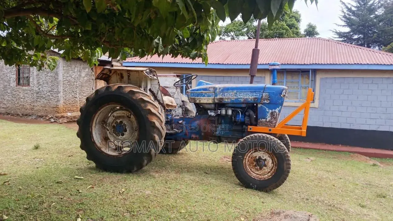 Tractor Ford 4600 KSB Blue