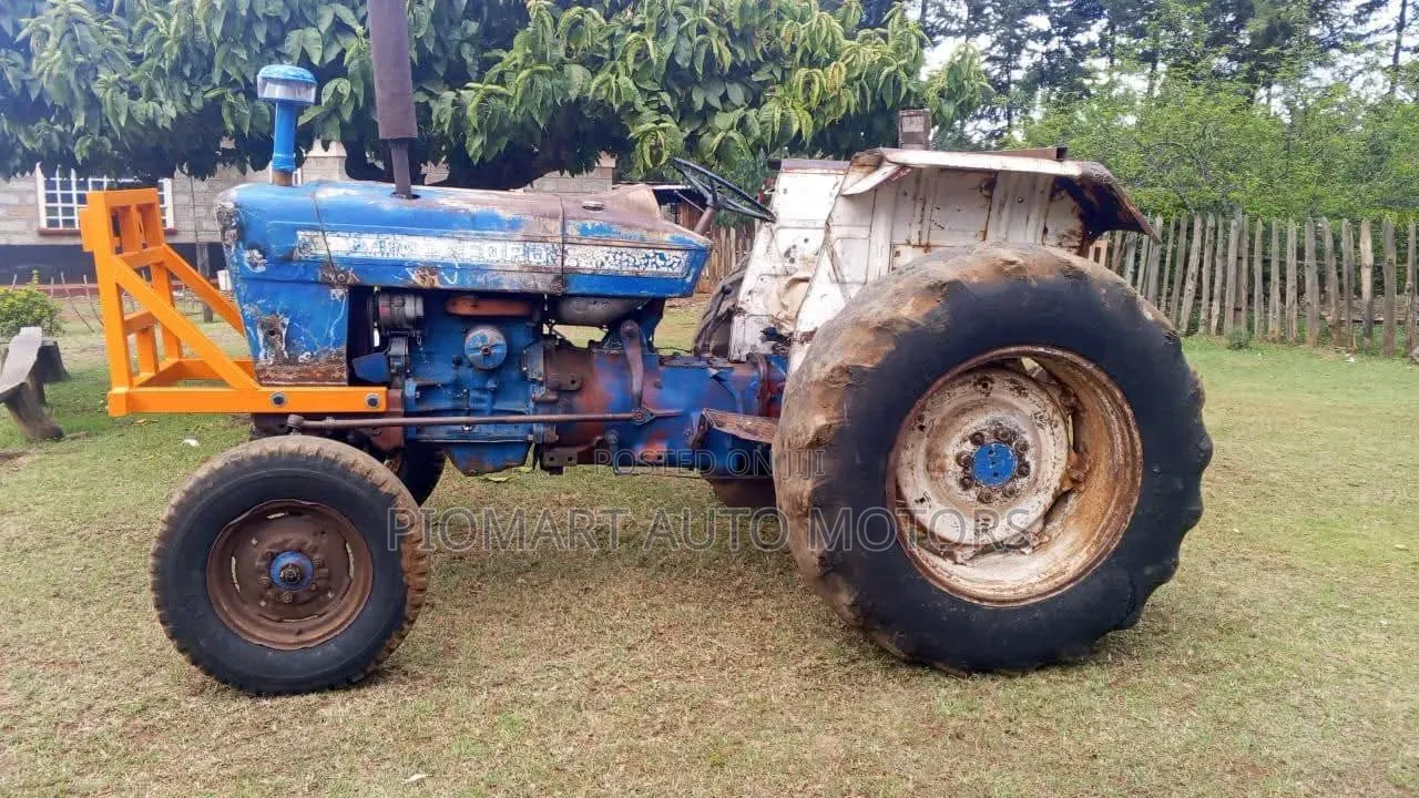 Tractor Ford 4600 KSB Blue