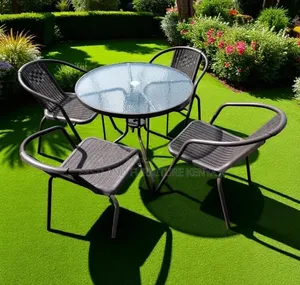 Modern 4-Seater Outdoor Garden Table and Chairs Set With Glass Top