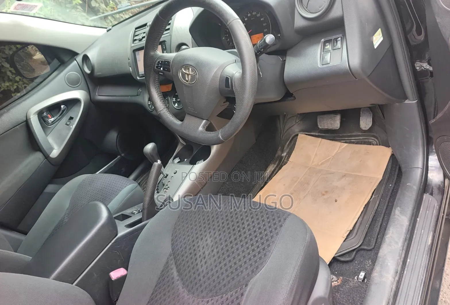 Toyota Vanguard 2012 Black