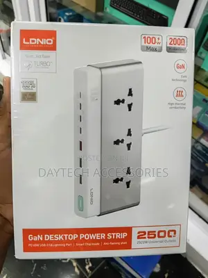 Ldnio SC3 10-in-1 100W GaN Desktop Power Strip 2500W 3 AC Outlets