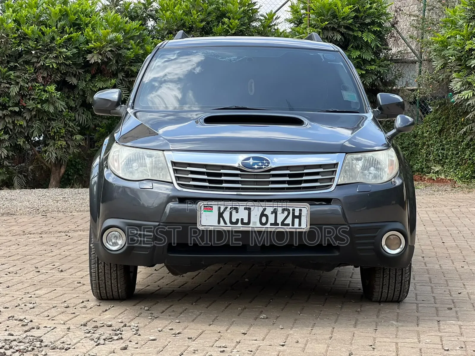Subaru Forester 2010 Gray