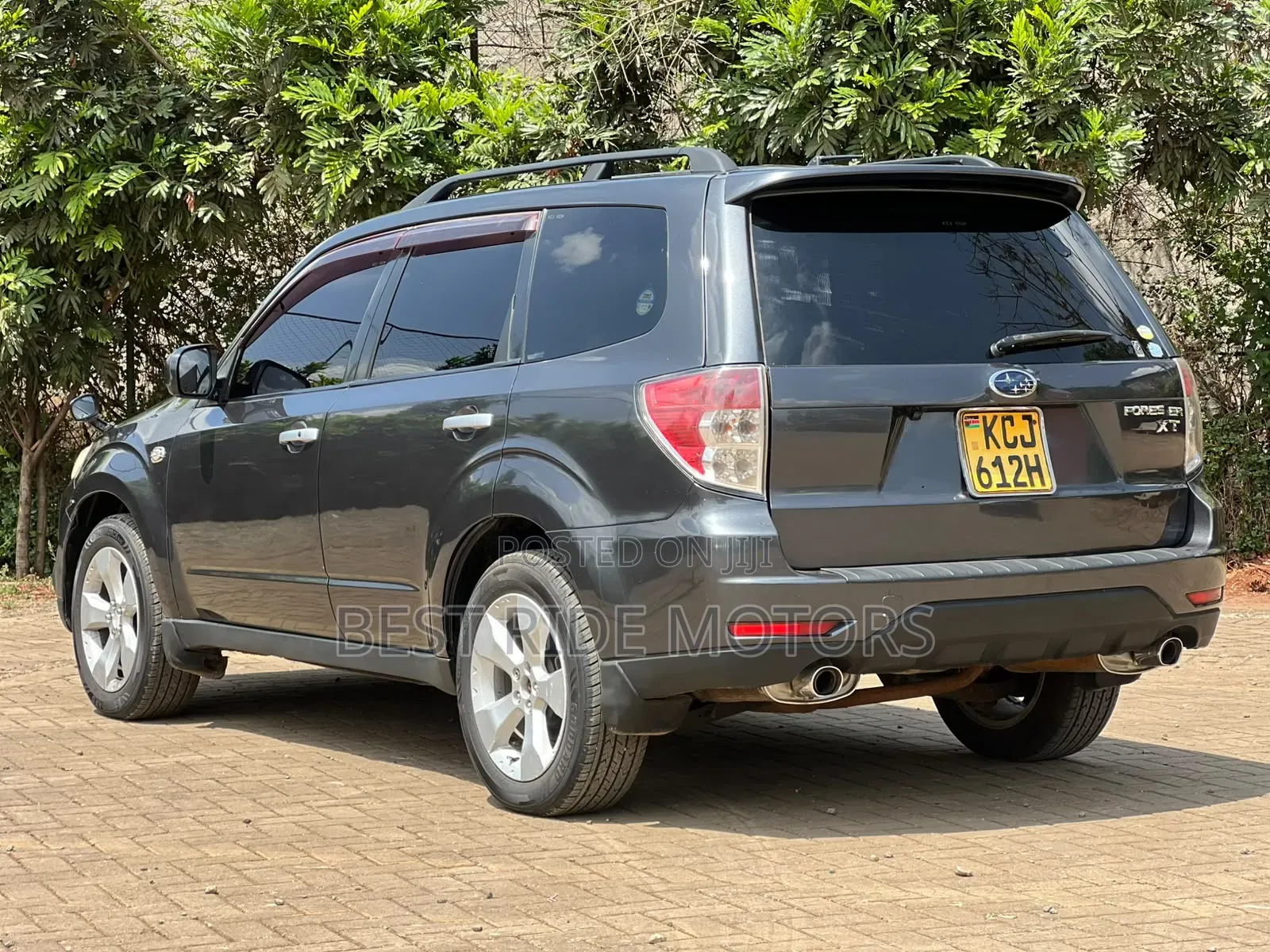 Subaru Forester 2010 Gray