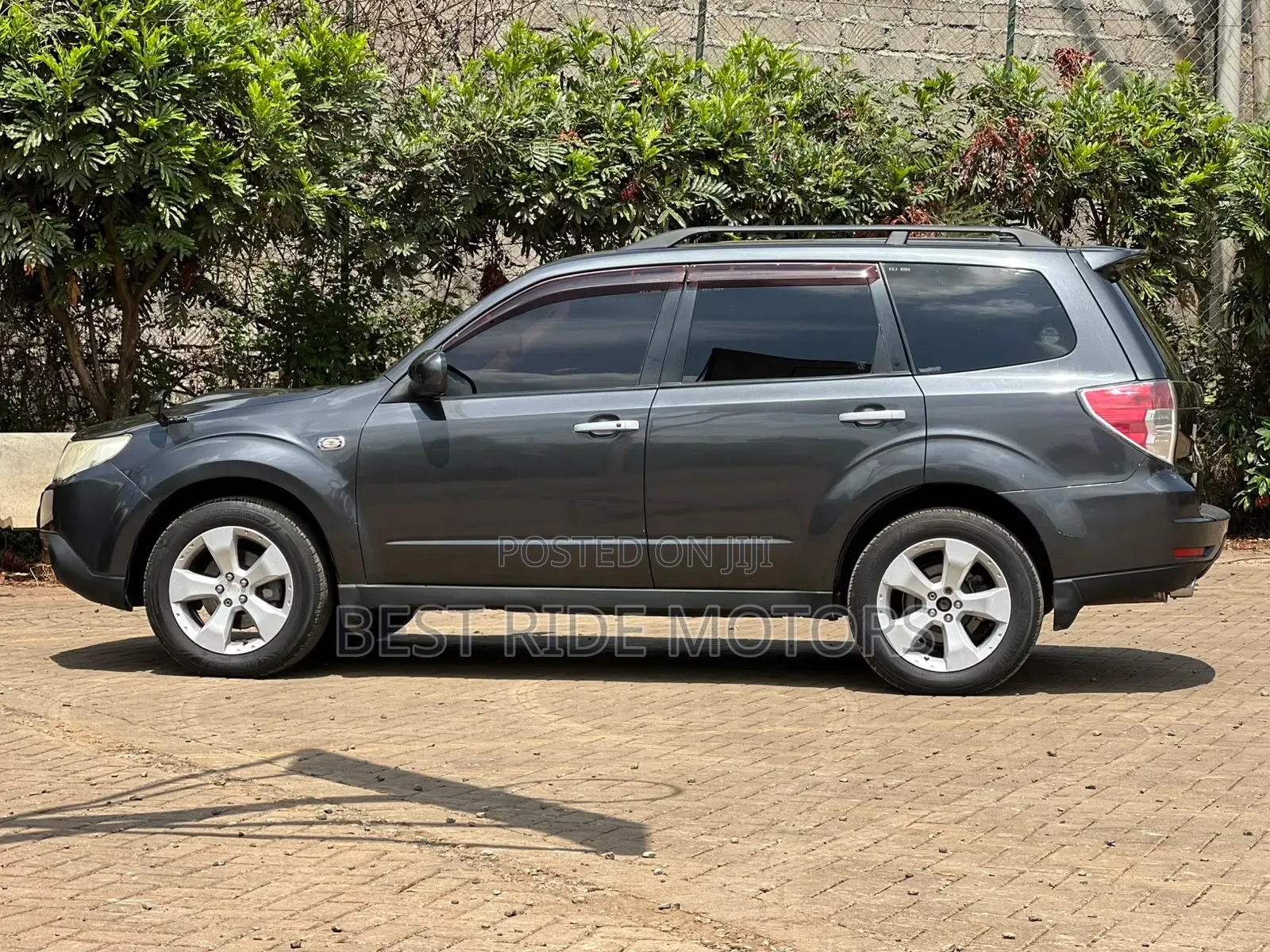 Subaru Forester 2010 Gray