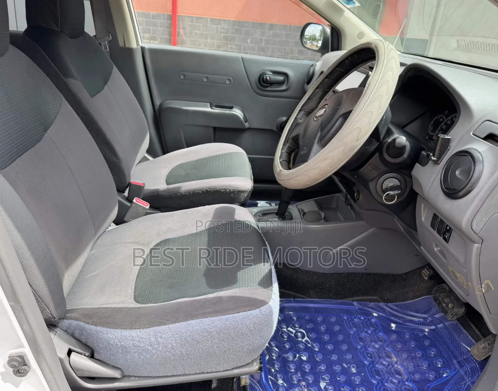 Nissan Advan 2009 White