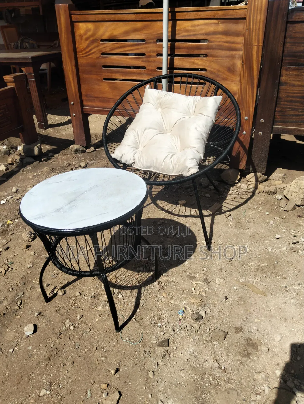 Outdoor Seats