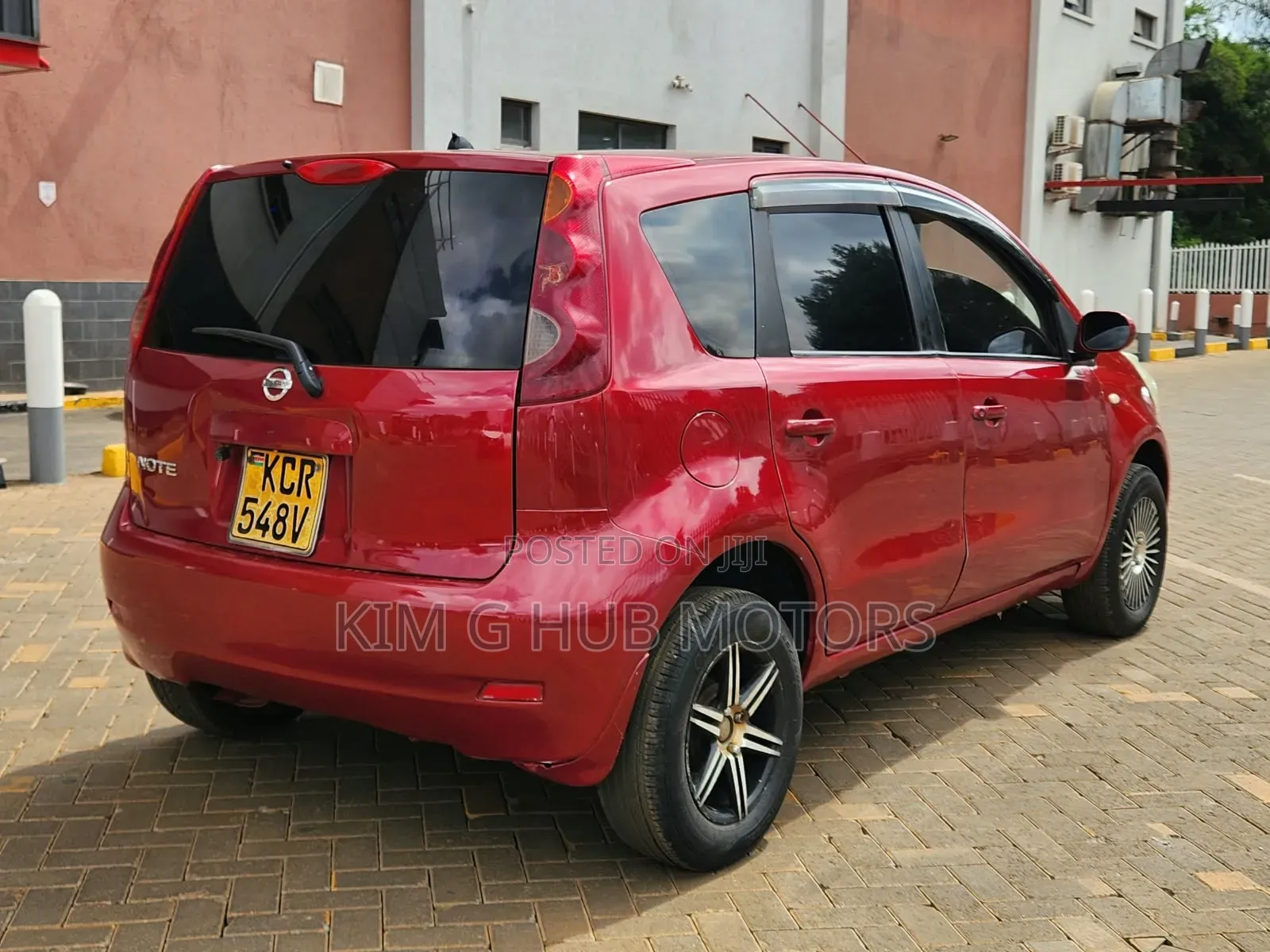 Nissan Note 2011 Red