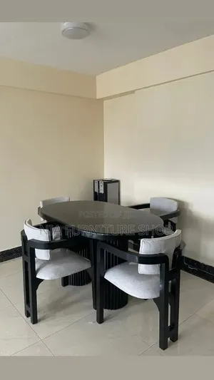 Dinning Table