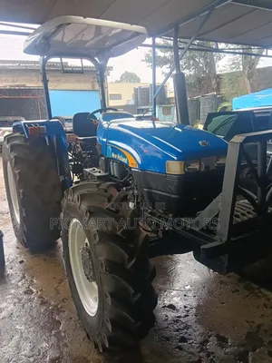 Newholland Tt 75 Four Wheel KTCC/E Blue