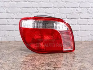 Tail Lamp / Light Toyota Vitz 1999 - 2002