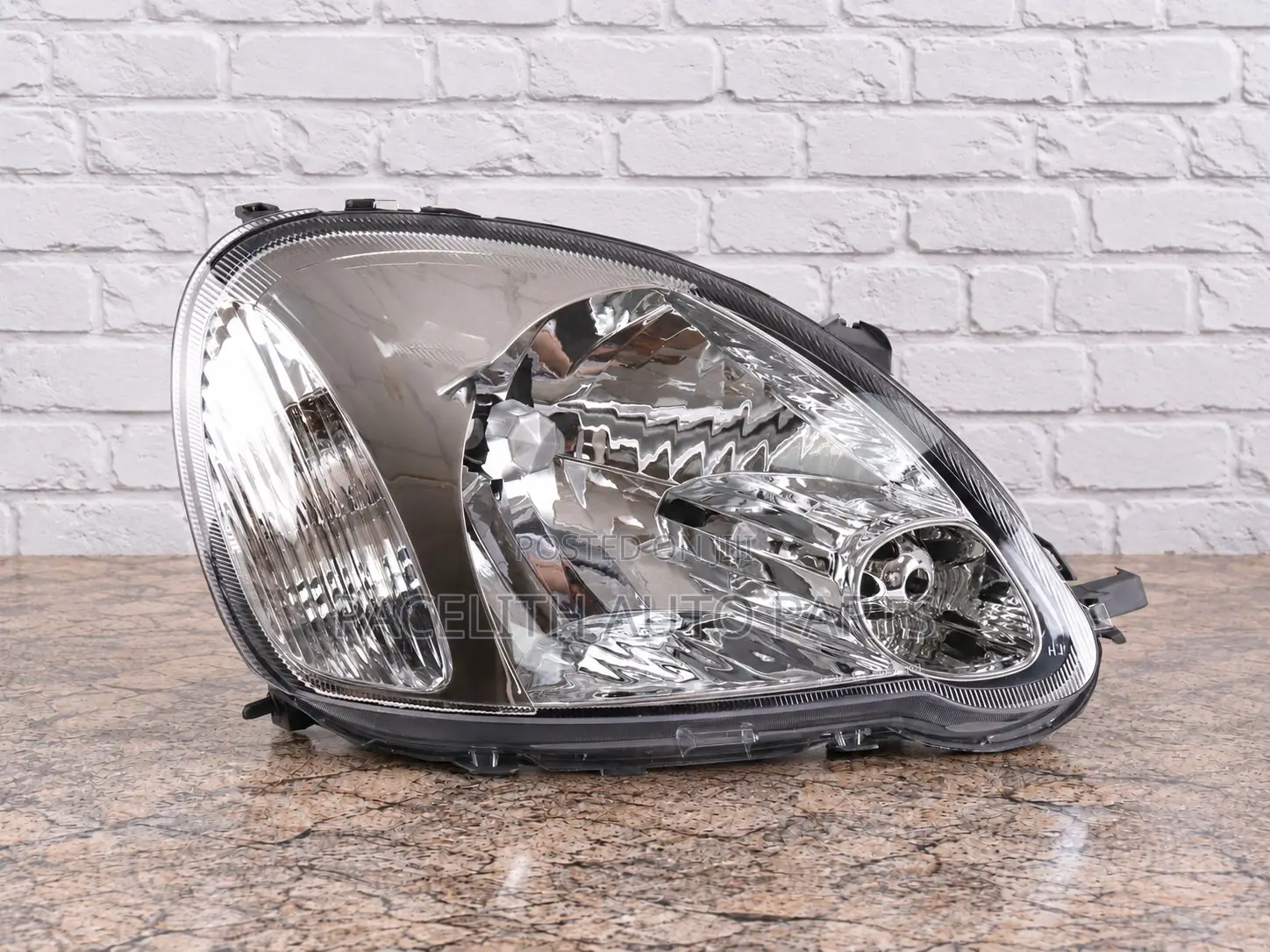 Depo Head Lamp / Light Toyota Vitz 2003 - 2004
