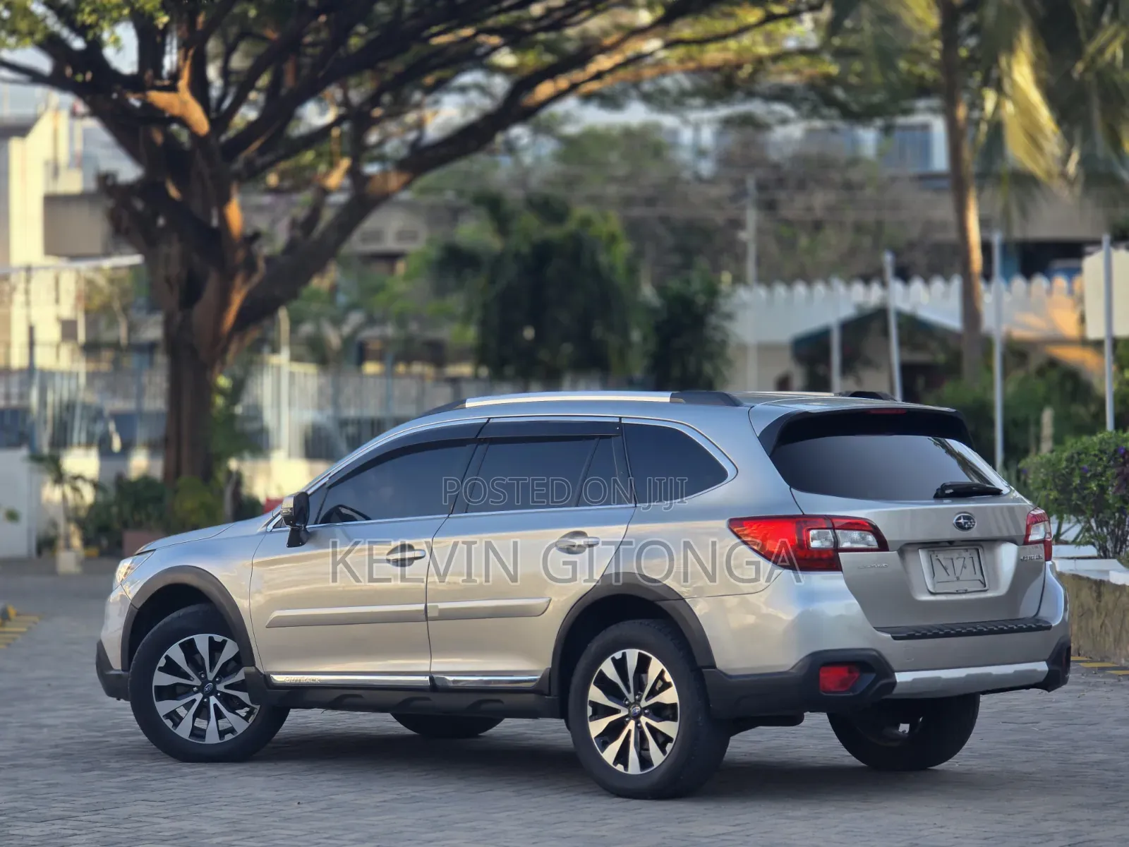 Subaru Outback 2016 Silver