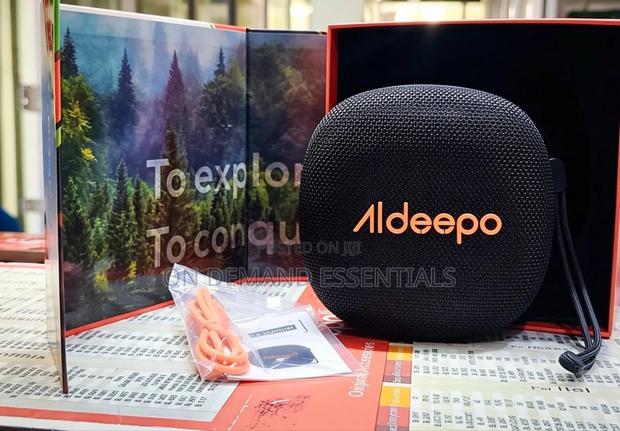G550 Portable Waterproof Speaker - main view