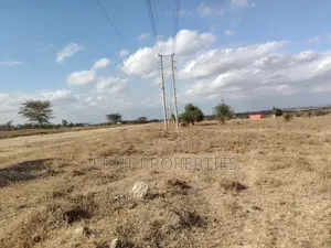 10 Acres Touching Namanga Road