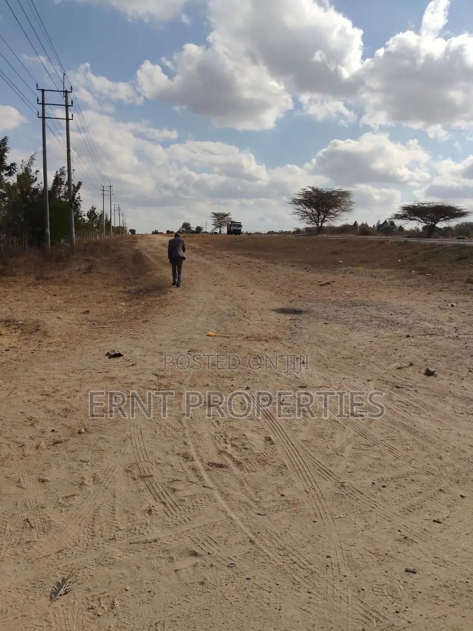 10 Acres Touching Namanga Road