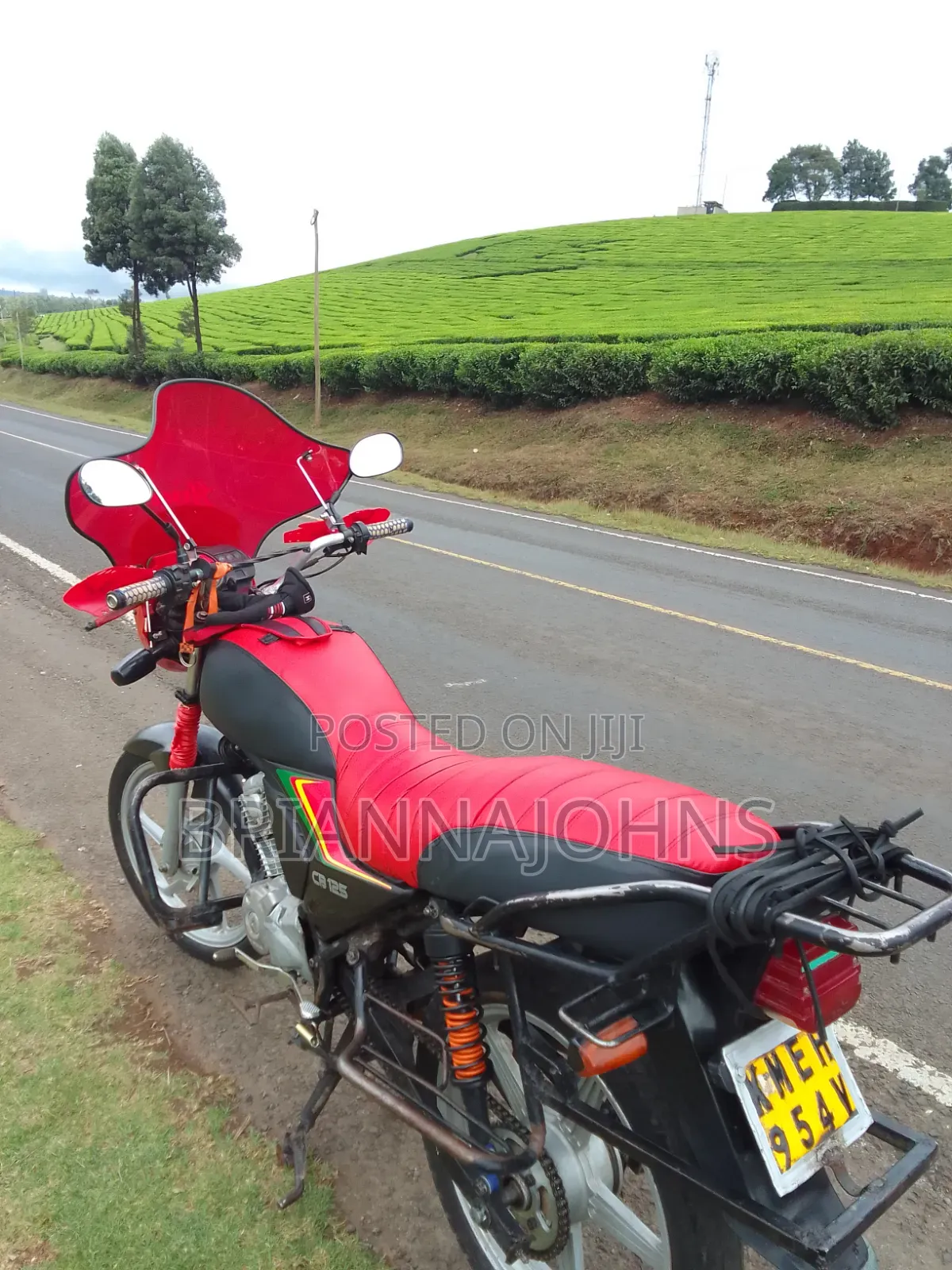 Honda CB 2017 Red