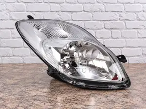 Casp Head Lamp / Light Toyota Vitz 2009 - 2010