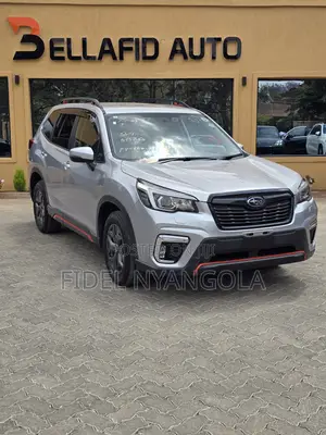 Subaru Forester 2019 Silver