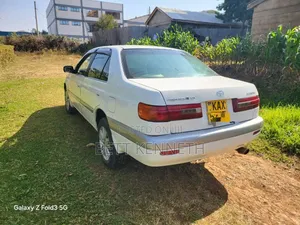 Toyota Corona Premio 2001 White