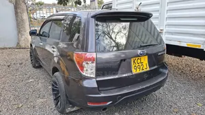 Subaru Forester 2010 Gray