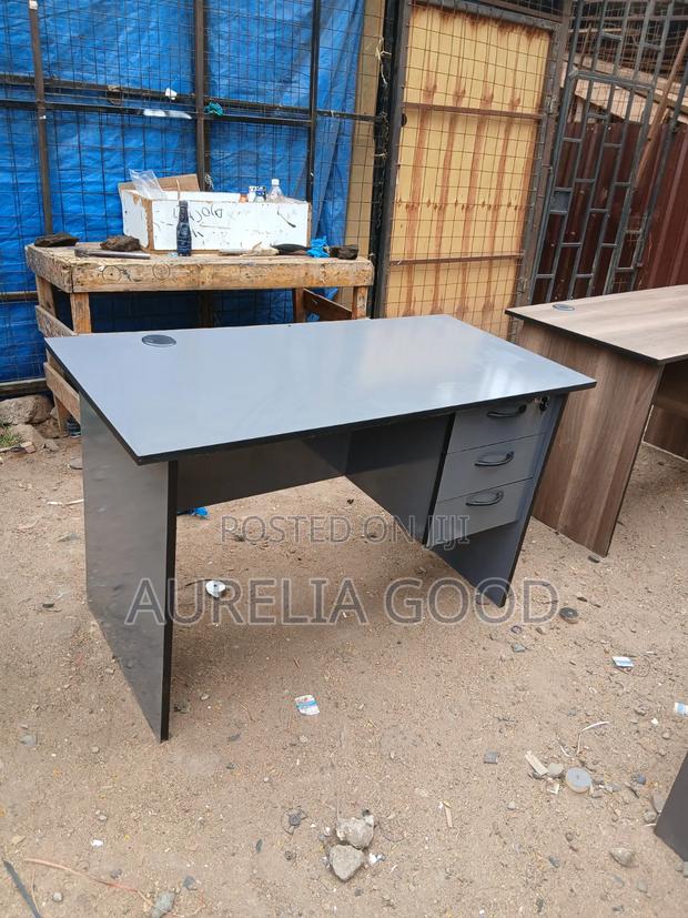 Black Desk Executive Desk - thumbnail 2