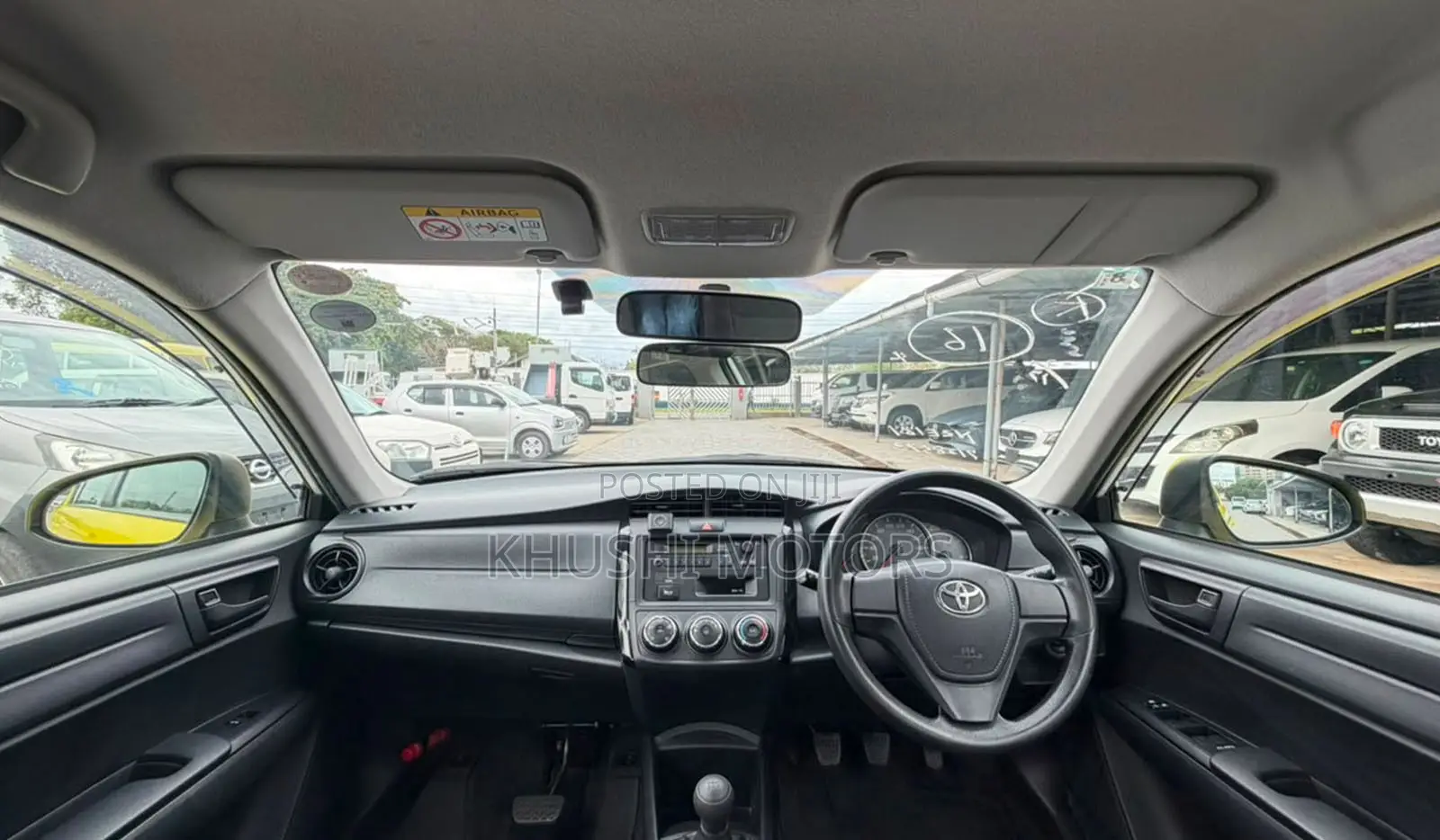 Toyota Corolla 2019 Yellow