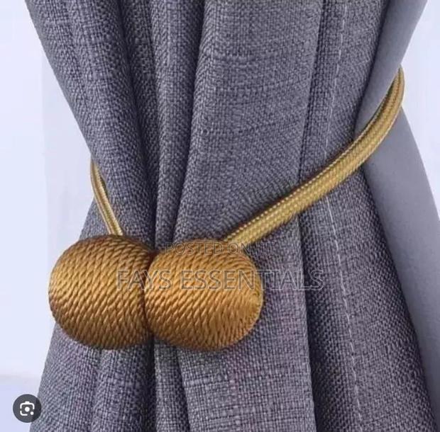 Magnetic Curtain Holders - thumbnail 2