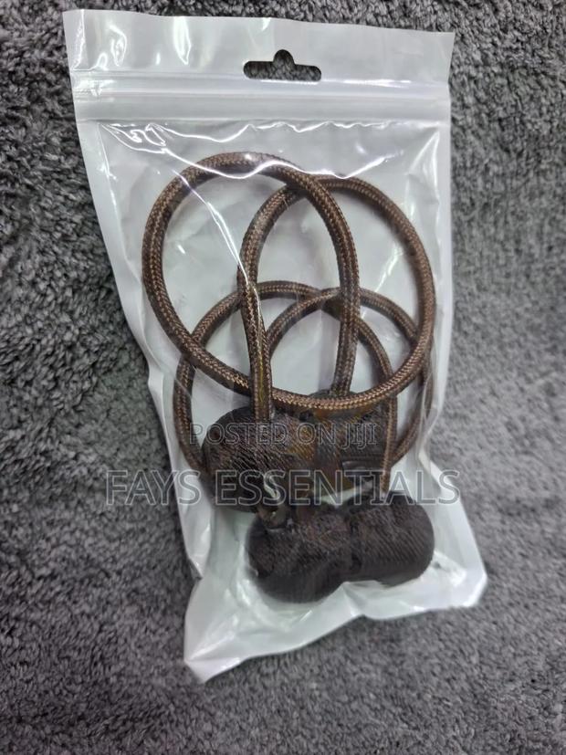 Magnetic Curtain Holders - thumbnail 6