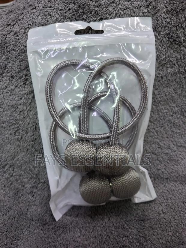 Magnetic Curtain Holders - thumbnail 8