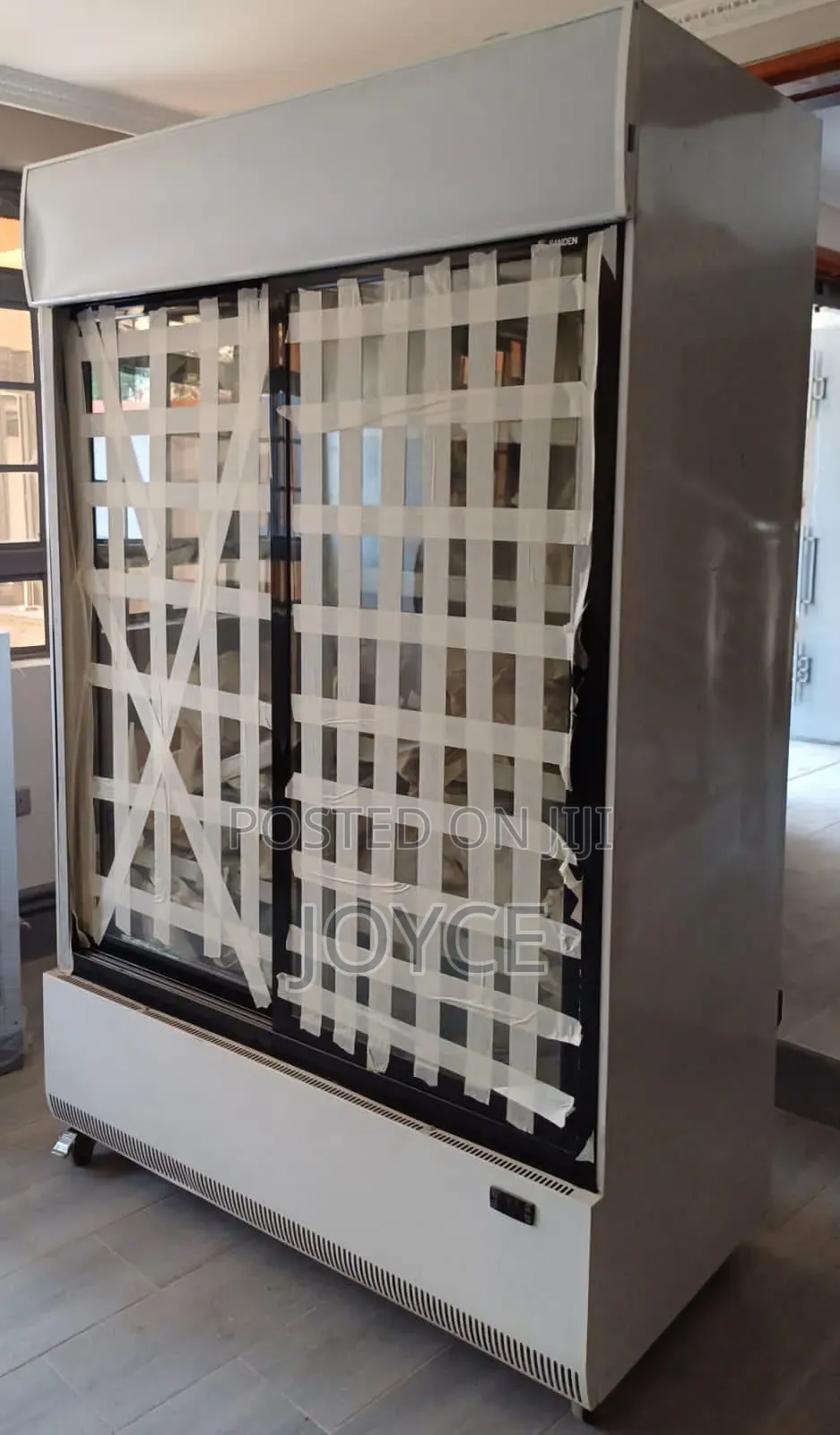 Display Fridge