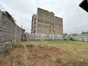 50 by 100 Commercial Corner Plot Kamakis