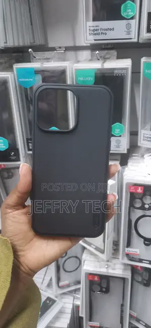 Nillkin Super Frosted Shield Pro Matte Case in Black iPhone 14 P M