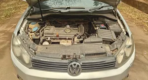 Volkswagen Golf 2011 Silver