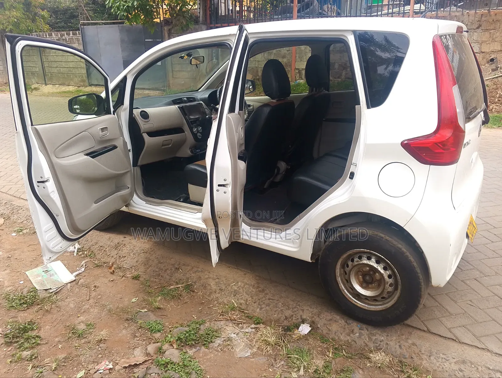 Nissan Dayz Roox 2017 White