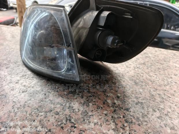Toyota Spasio 2000 Coner Lamps - thumbnail 3