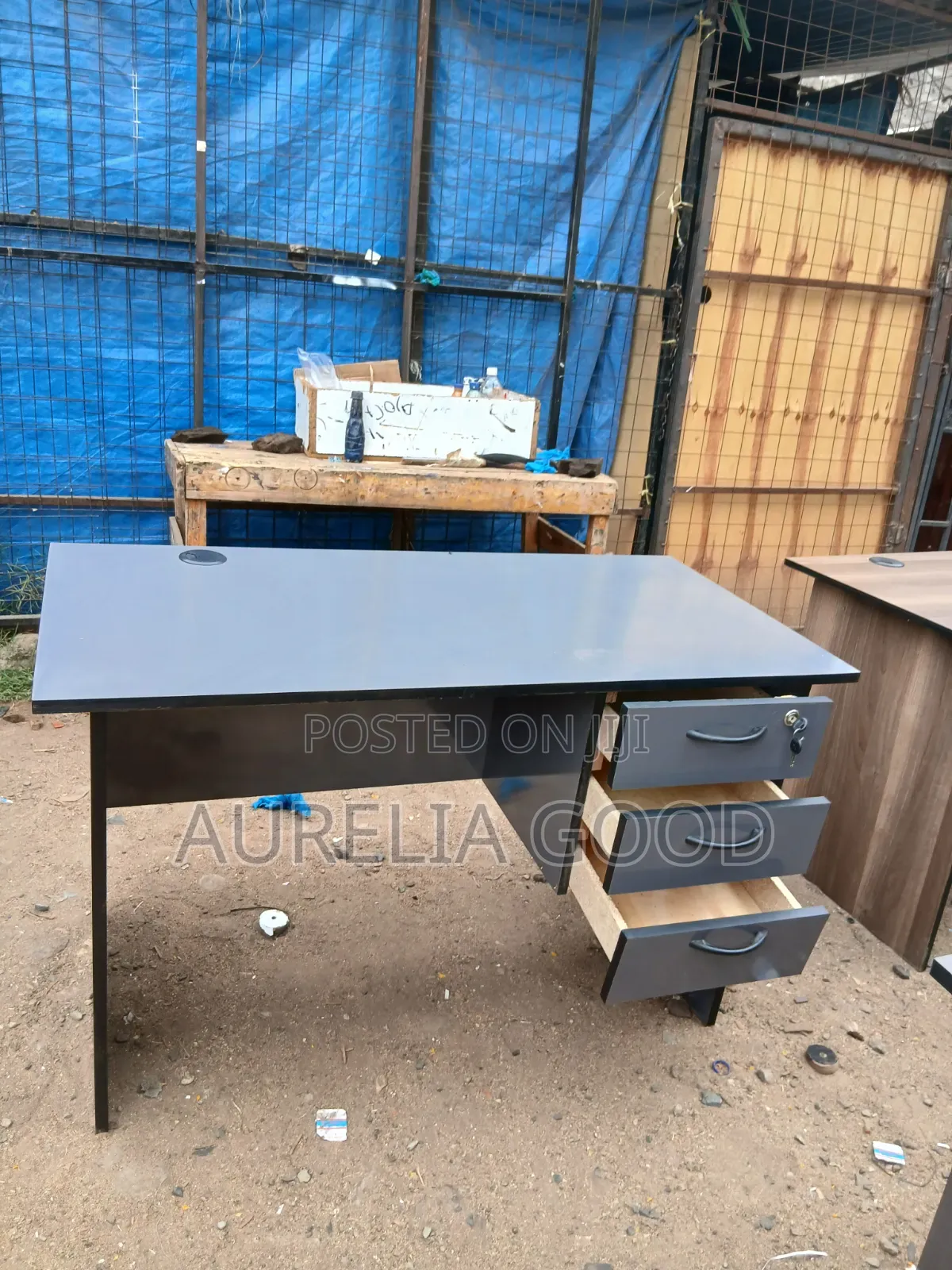 Custom Desing Office Desk