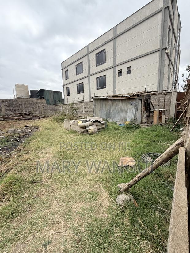 50 by 100 Commercial Plot Kamakis Karuguru - main view