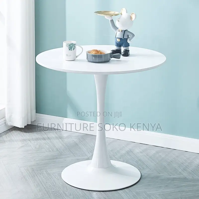Dining Table : Modern White Round Tulip Table